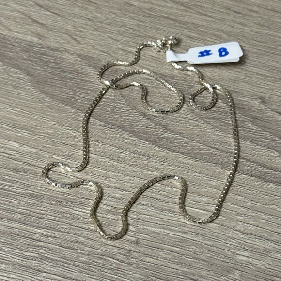 Designer Sterling Silver Thick Box 18 Inch Chain Necklace - Picture 2 of 3